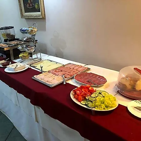 Otel Anna 3*