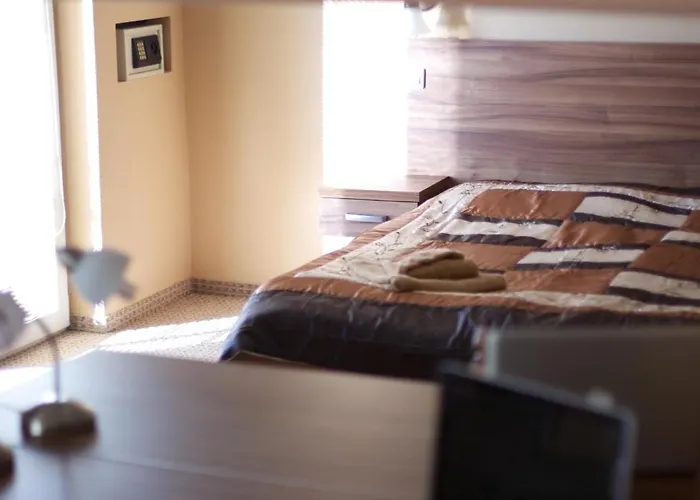 Hotel Anna 3*